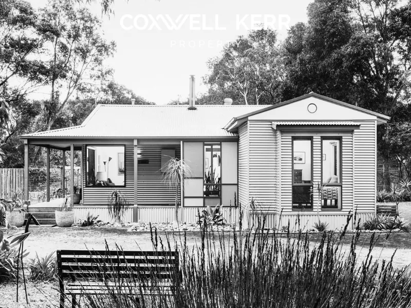 Tranquil 1-Acre Retreat in Idyllic Indented Head