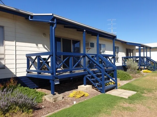 MARION BAY HOLIDAY VILLAS - ONLY 1 LEFT!