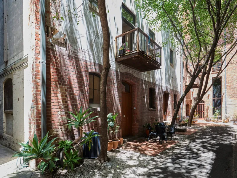 One bedroom apartment, unit, townhouse & warehouse