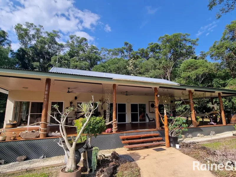 Stunning 5 Acre Retreat in the Douglas Hinterland