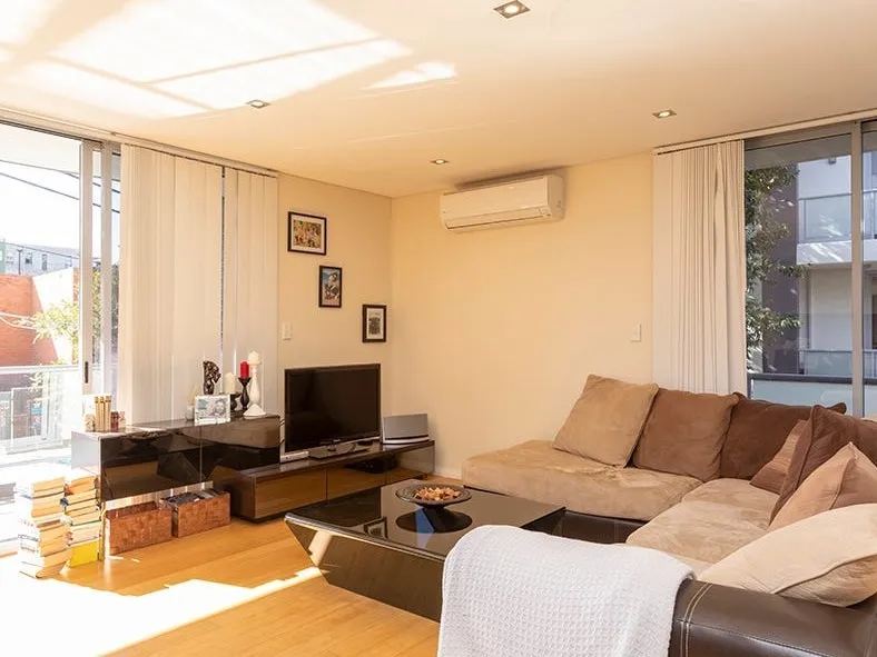 Spacious One Bedroom Apartment In The Heart Of Waterloo
