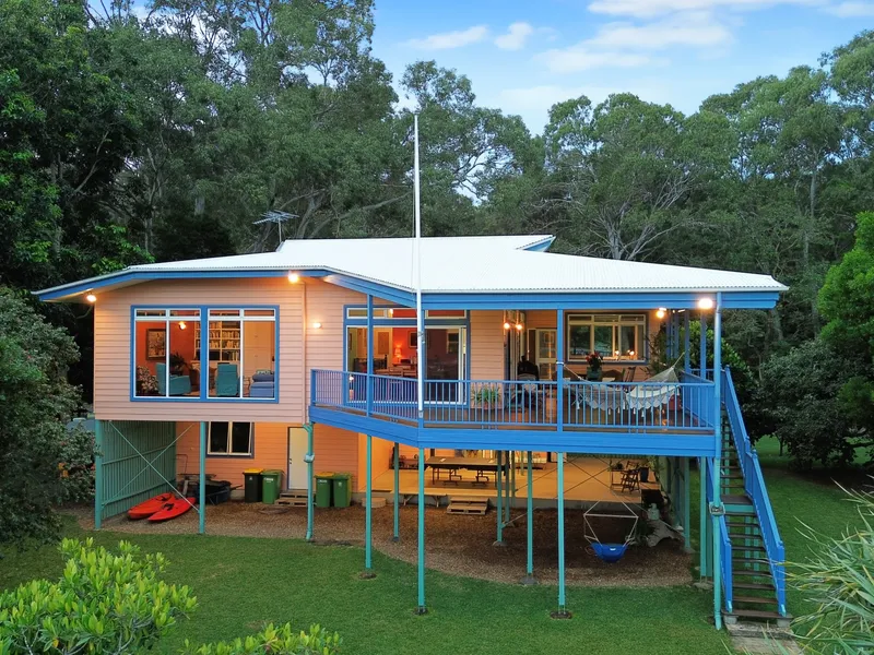 Absolute Water Front