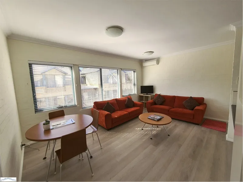 Delightful Fully Furnished and Equipped 2 Bedroom Apartment!