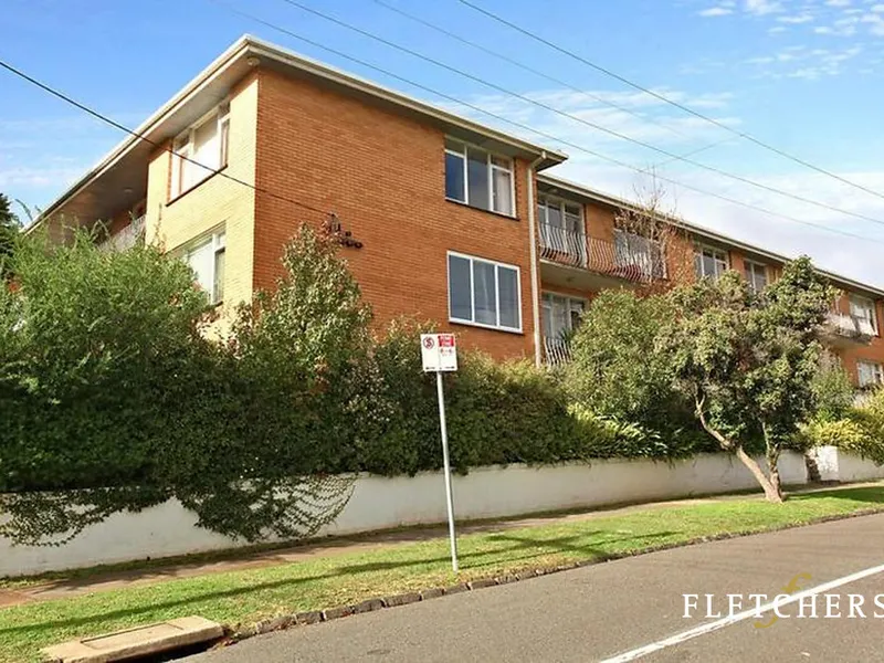 Great Location! Neat Renovation! Come to Inspect!