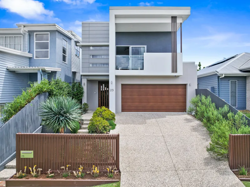 Fantastic contemporary property with high-quality finishes