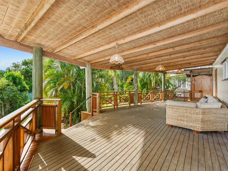 Wide 809m2 block - Colonial Charm - Side Access to 6m x 9m Shed  