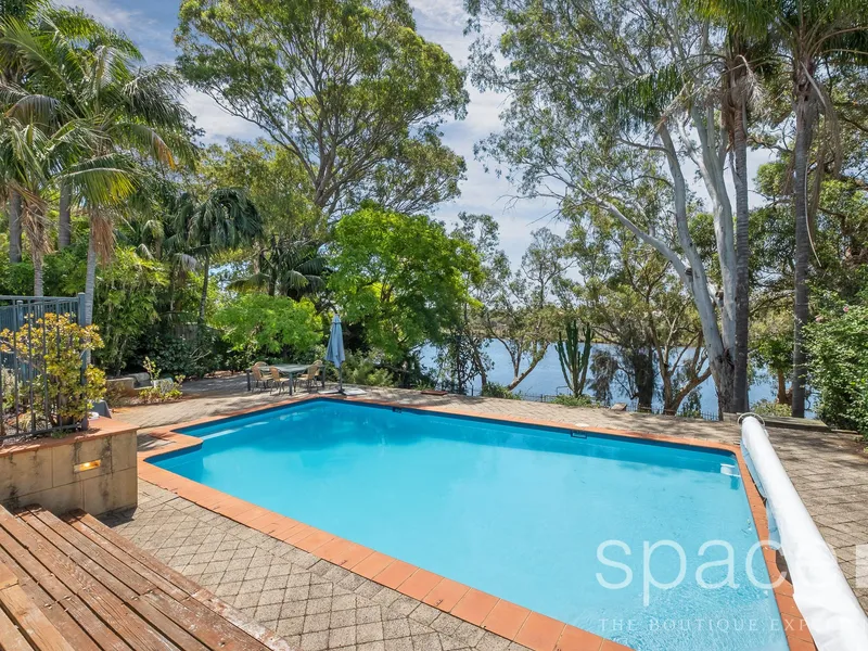 Riverside residence with its own private jetty