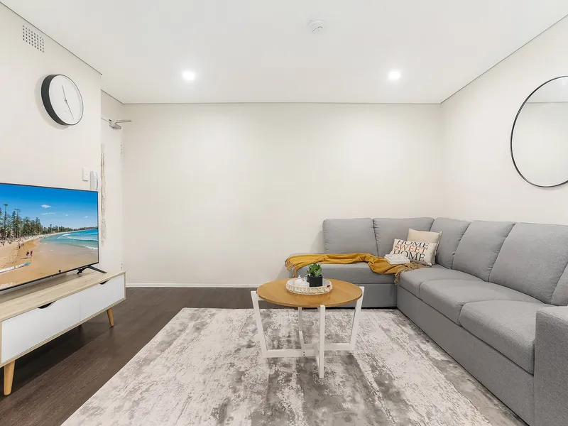 Newly Renovated apartment – Ultra Convenient