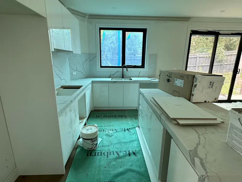 ONE PLACE,MANY THINGS