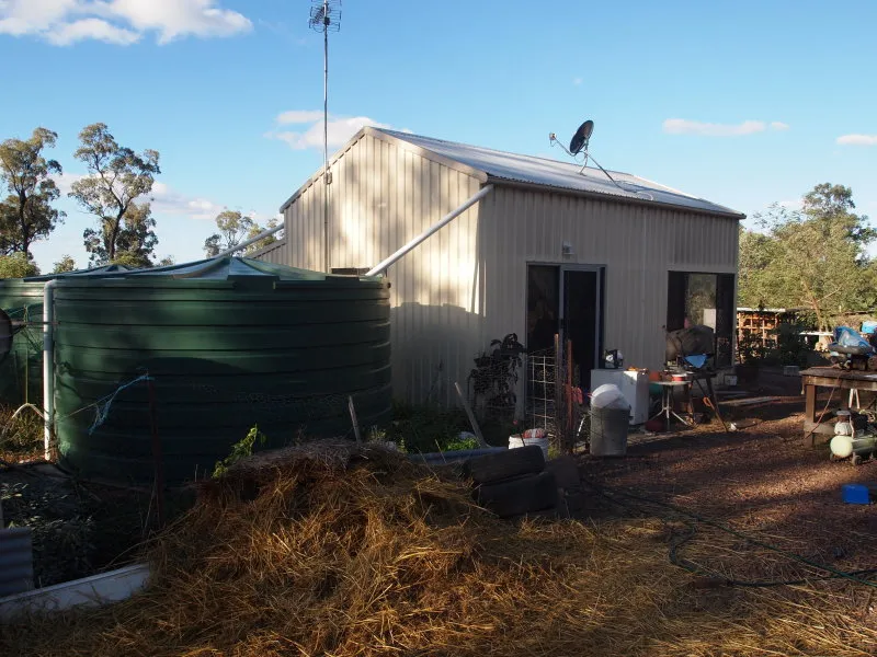 Country Hide-away