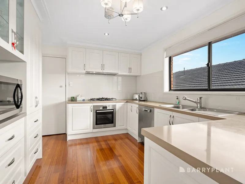 Three Bedroom Home Moments from Bulleen Plaza