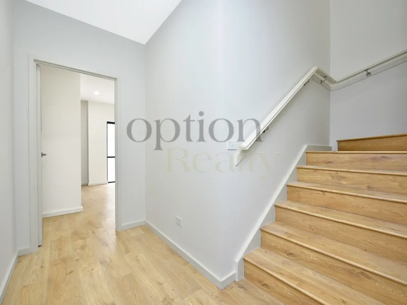 Luxurious Lifestyle Apartment, Brand New, Come and Feel it  