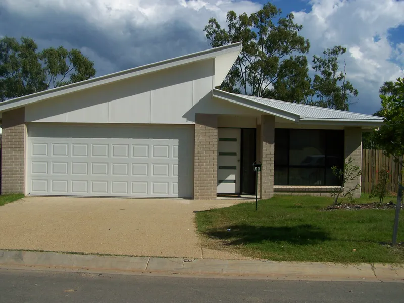 Modern Low Set 3 Bedroom Home