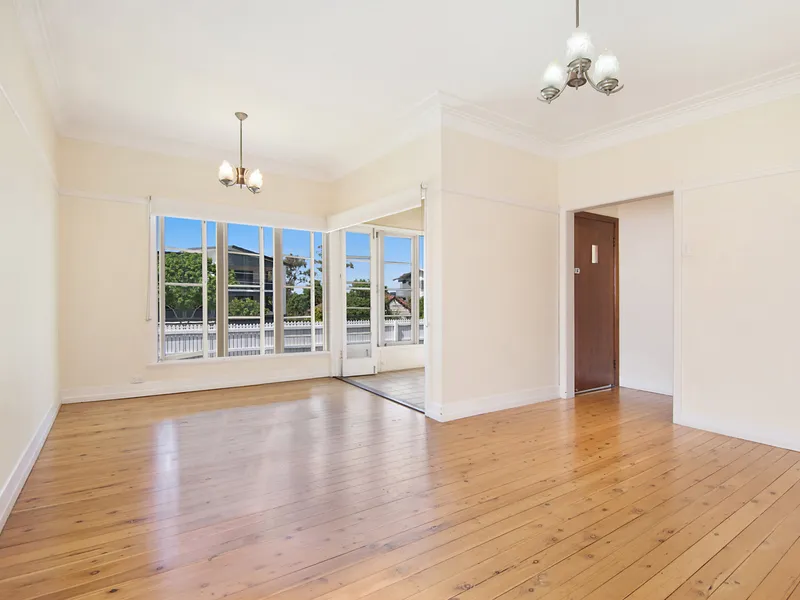 Lovely Queensland Home - Great Location!