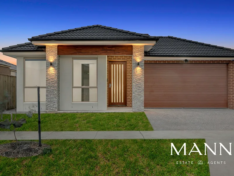 Brand New 4 Bedroom Family Home in Brilliant Location