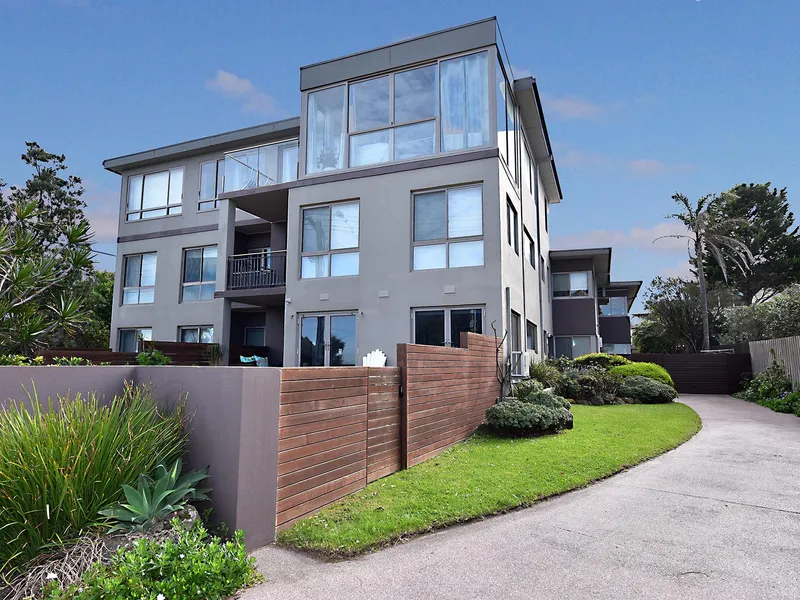 Mentone's Finest Beachfront