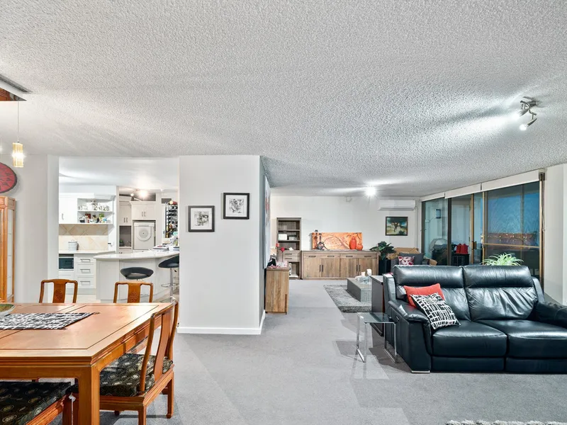 3x2 Apartment in Crawley (Strathearn)