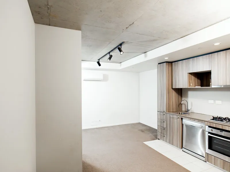 Unfurnished 1 Bedroom Apartment with contemporary charm