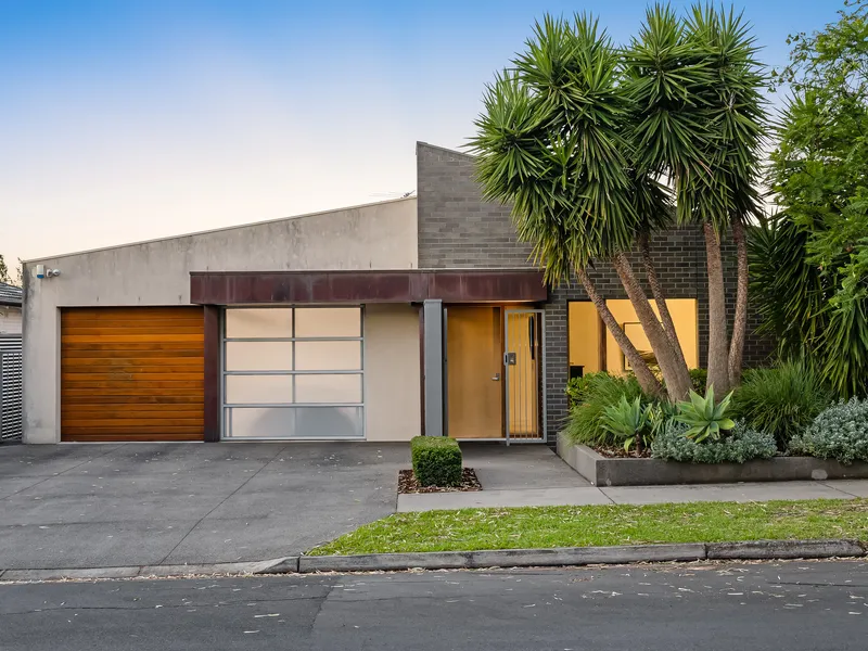 Architectural bliss and boundless freedom, from start to a north-facing finish…