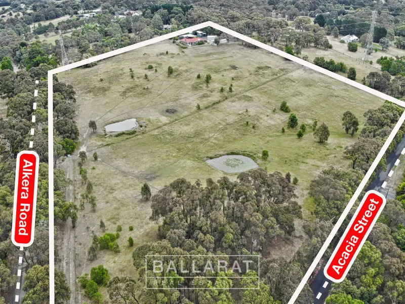OVER 12 ACRES OF BREATHTAKING AND RARE INVERMAY LAND