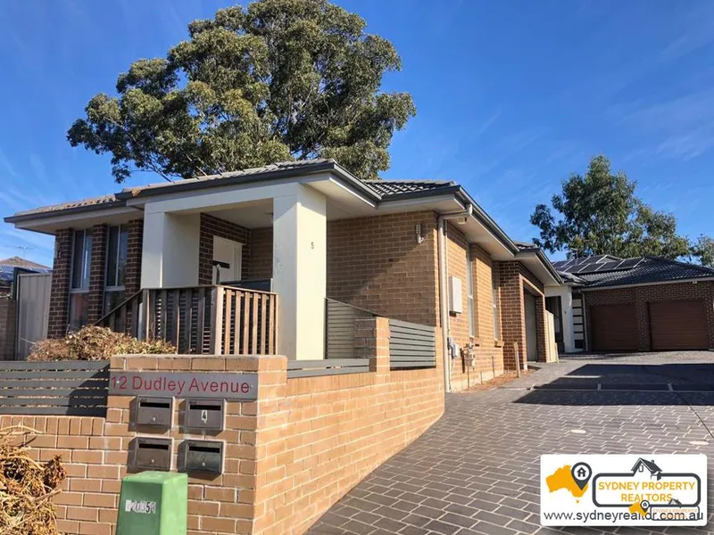 New three-bedroom villa in Blacktown available for lease at your earliest.