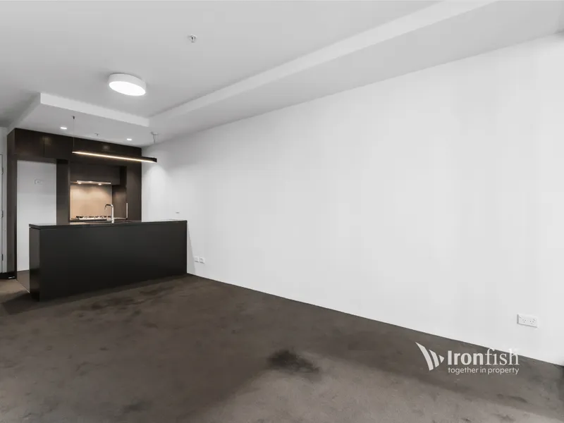 GREAT LOCATION AT THE PRECINT APARTMENTS