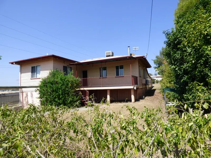 Highset 3 bedrooms plus rumpus