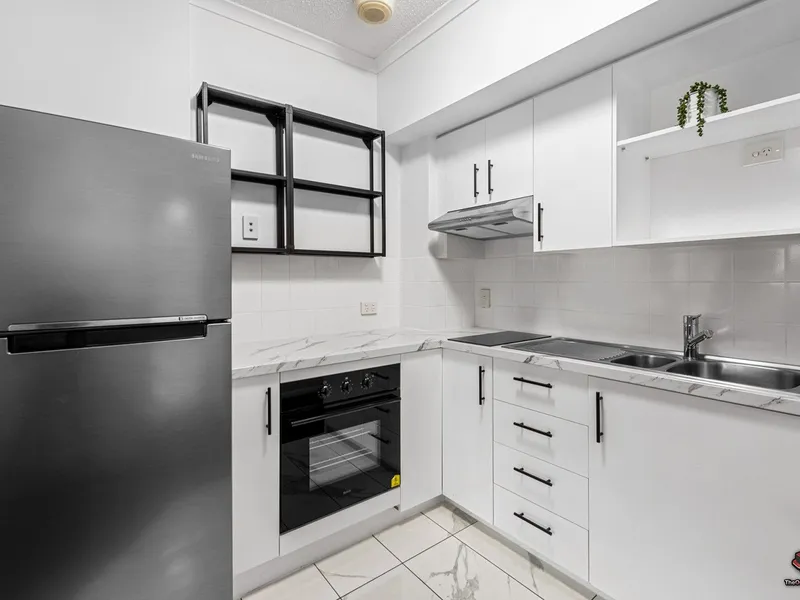 $390 All Whitegoods + Car Park