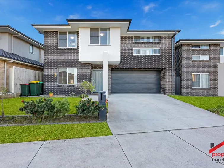 Catching 4 bedroom house for Sale in Edmondson Park