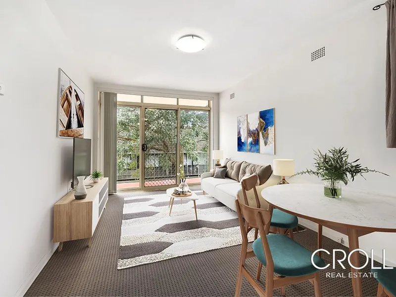 Affordable Sunny One-Bedroom Apartment