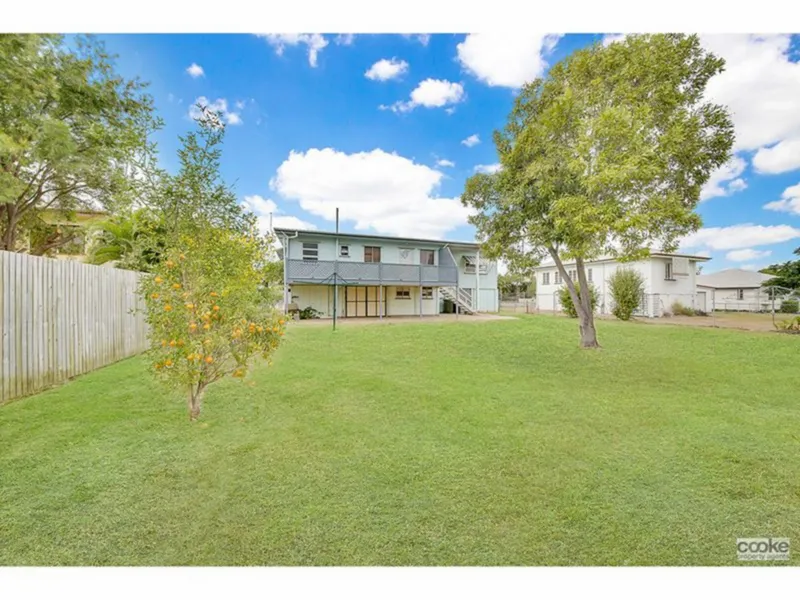 BIG HOUSE FOR A BIG FAMILY!