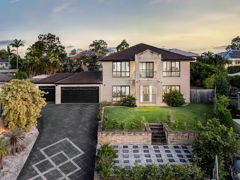 Elevated 908sqm block in the Heart of Eatons Hill!