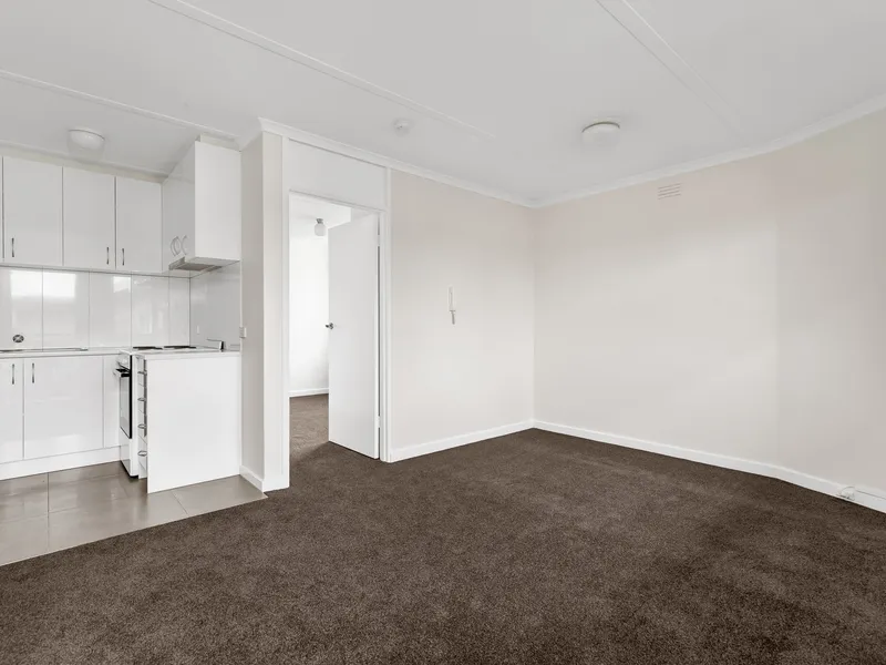 Freshly Renovated 1 Bedroom!