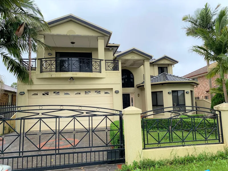 Beautiful Large Family Home