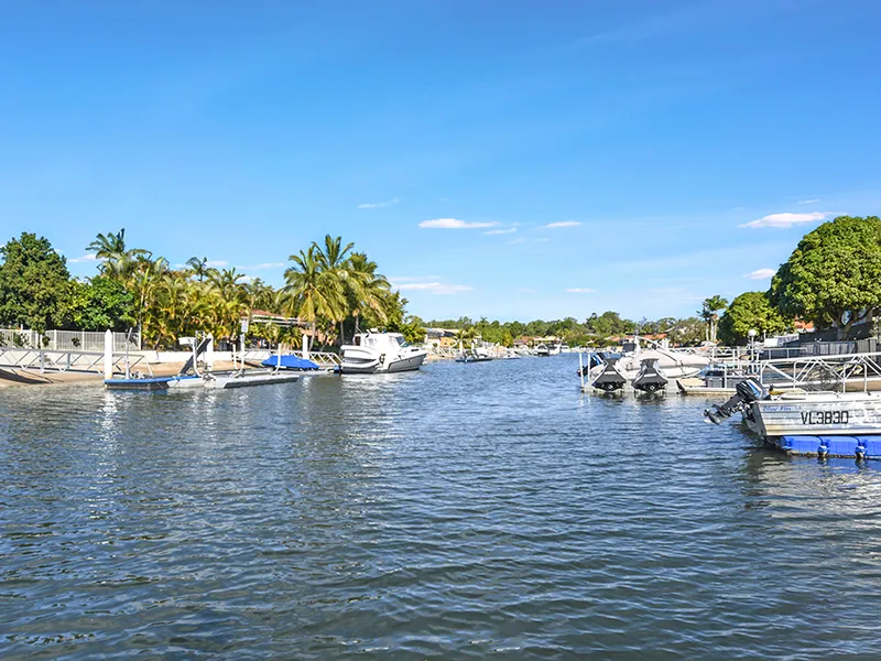 Designed to Accommodate Waterfront Entertainers in Uncompromised Comfort