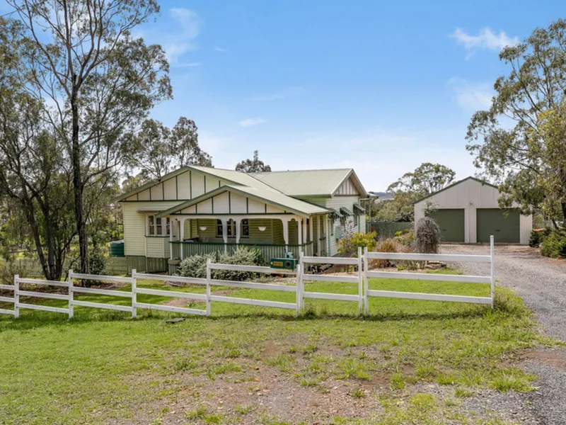 Rural Family Home On 1 Acre Block - Don't Miss This One !