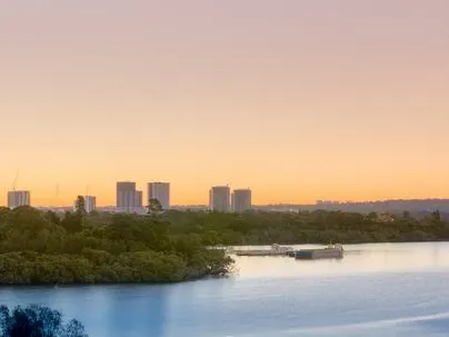 Over-sized Penthouse like Water view Front Apartment for Lease Now!!!