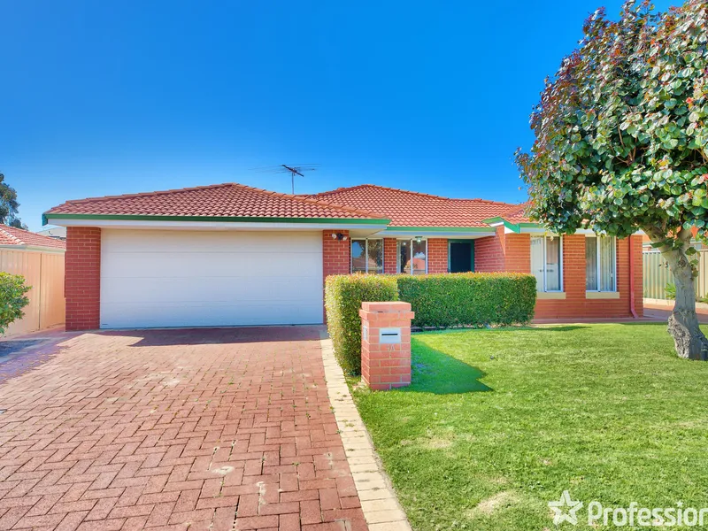 Need a 1012 sqm R40 property with two rental income streams* - read below?