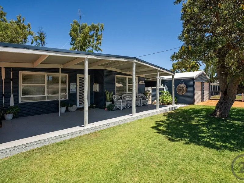 Iconic Falcon residence