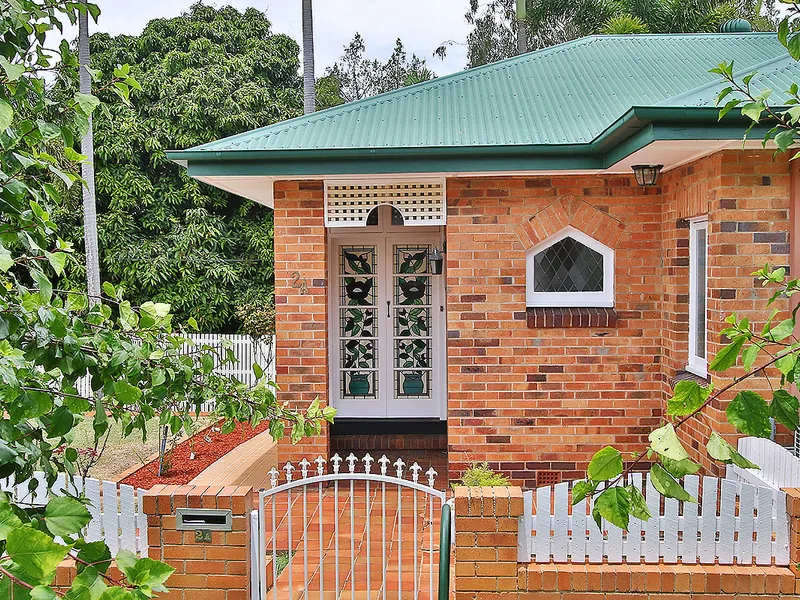 Timeless elegance, a cut above the rest