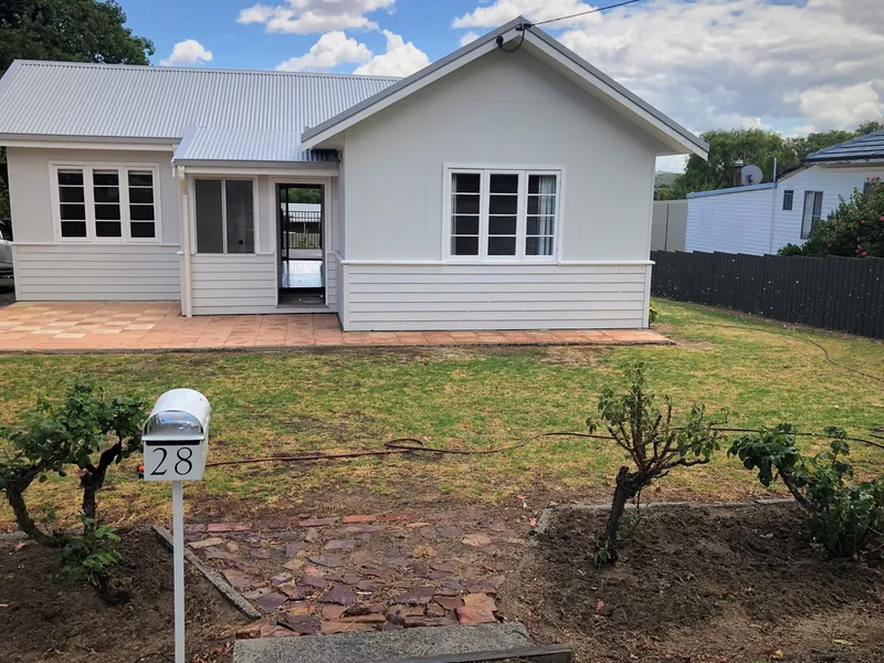 Neat and Tidy 2 x 1 with study Home