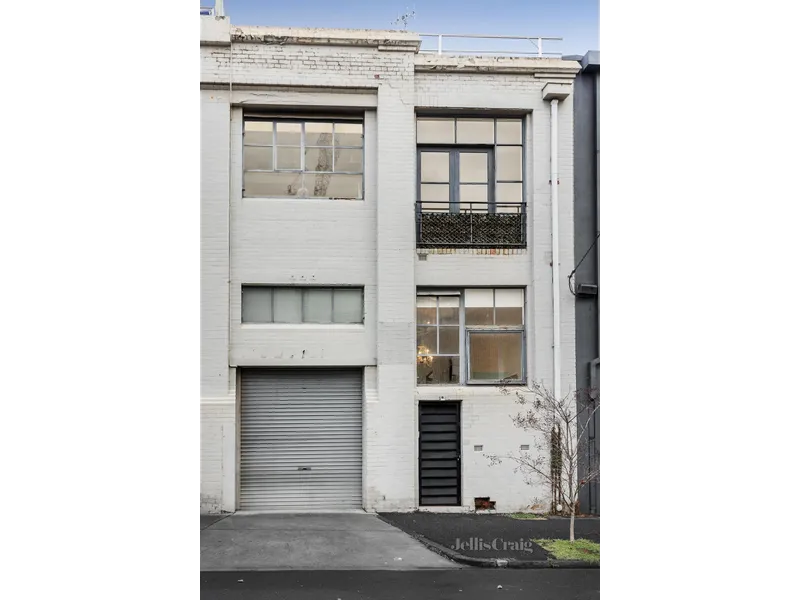 Warehouse Conversion - Panoramic City Views