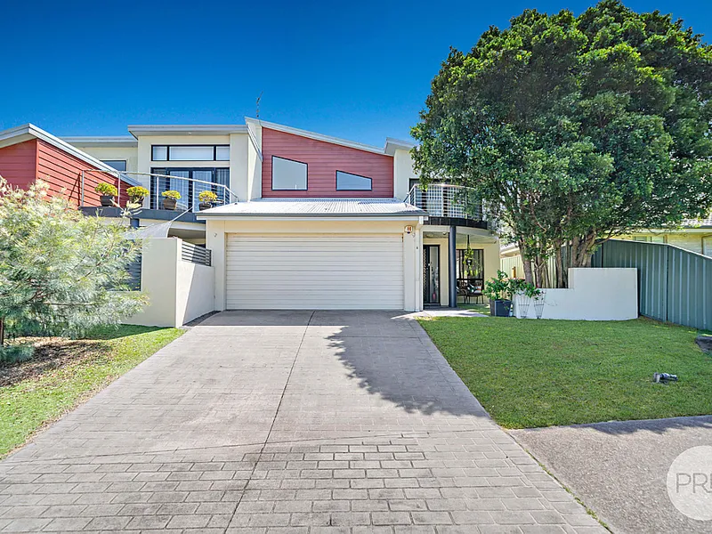 Immaculate Residence - Don't Miss This Opportunity!