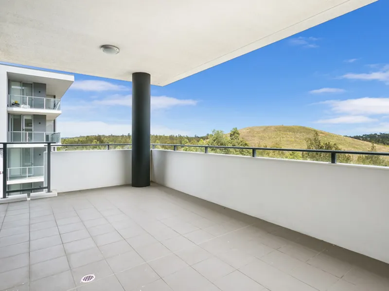 Quarterdeck - two bedroom apartment with over-sized balcony