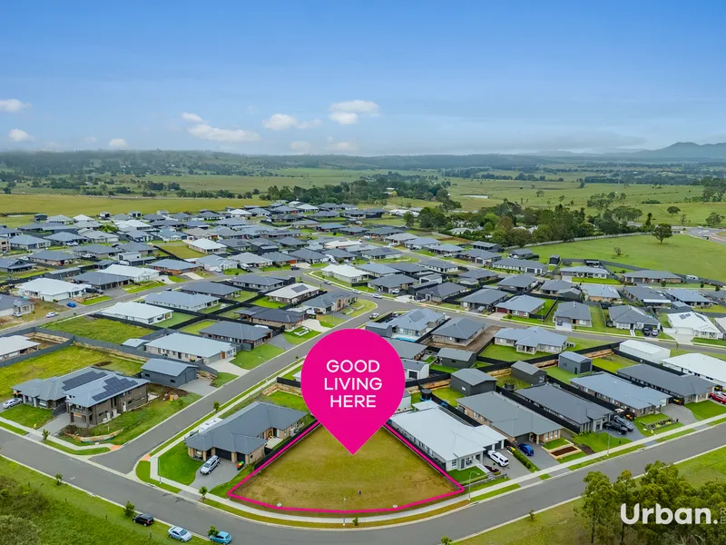 UNLOCK THE POTENTIAL OF THIS SPRAWLING LAND PARCEL!