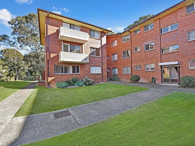 RENOVATED 1 BEDROOM BEAUTY!!