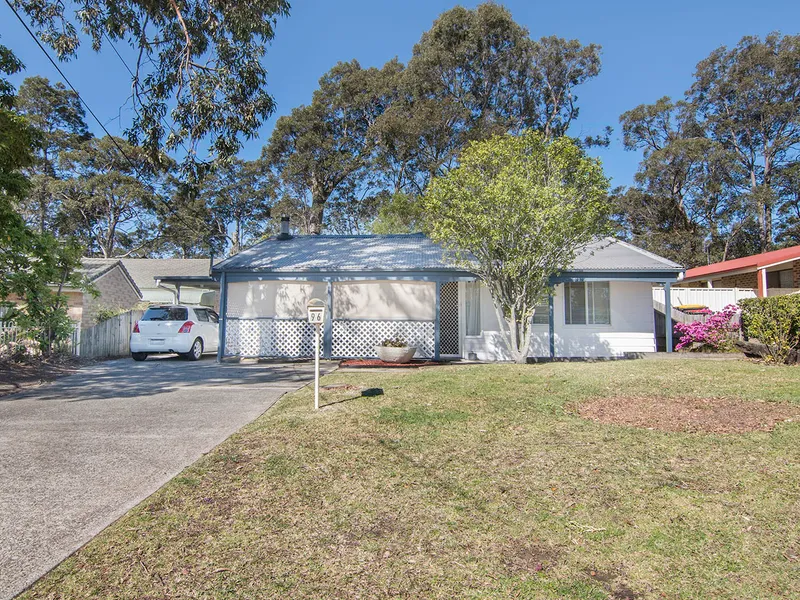 Great 2 bedroom property with a large fully-fenced backyard