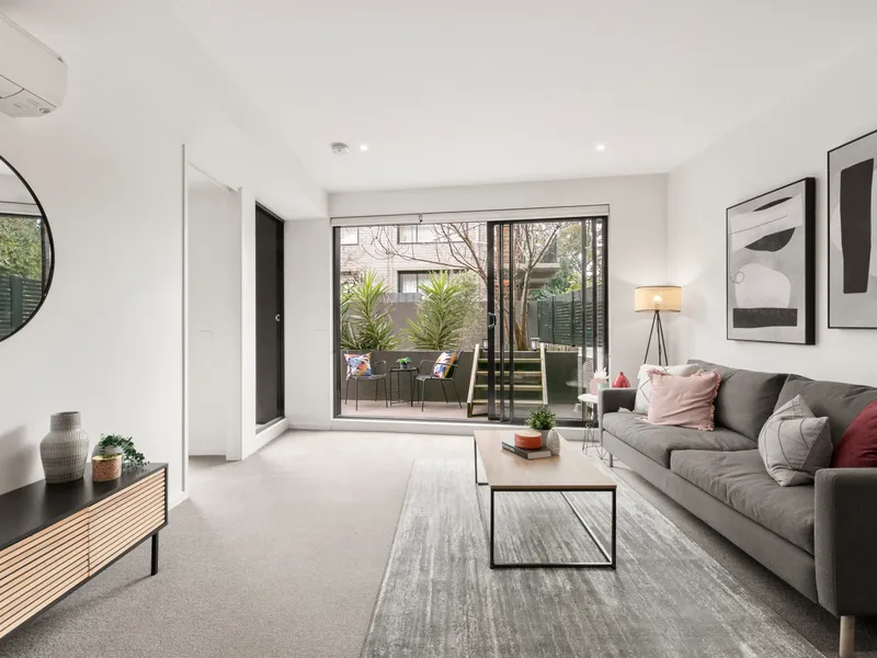 Inner City Boutique Beauty with Large Courtyard