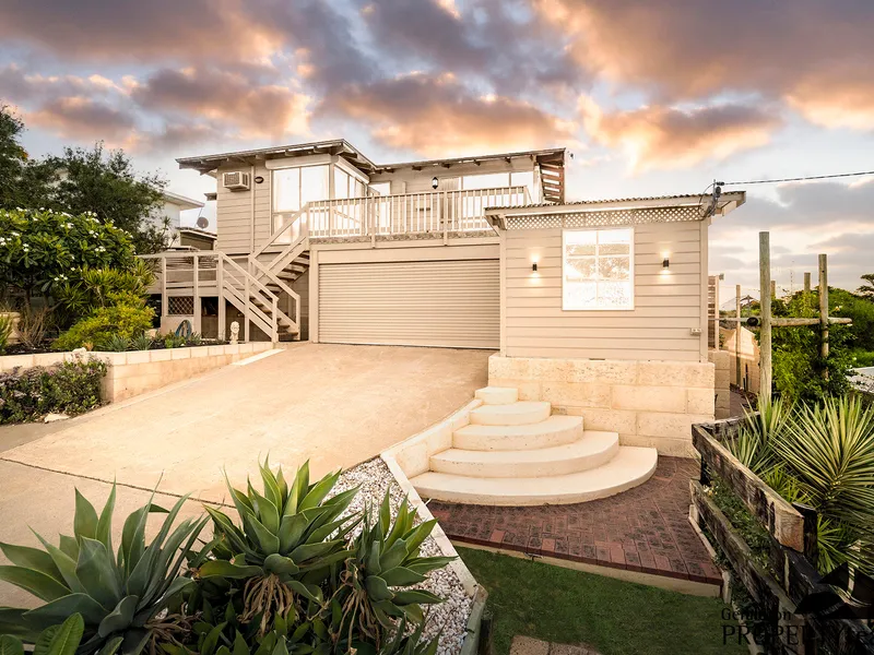 Lovely Lorna. Spectacular Views