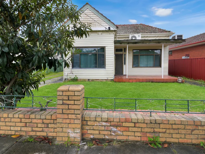 Three (3) Bedroom home with HUGE rear yard